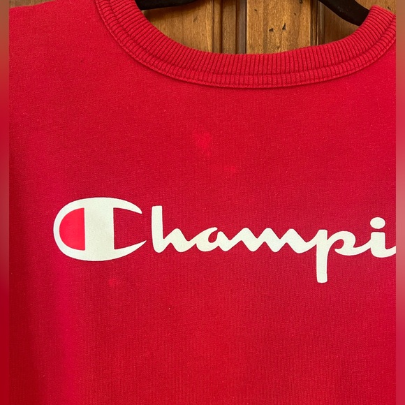 Champion Red Crew Sweatshirt | Size Large | Preowned | Good condition - Picture 4 of 9